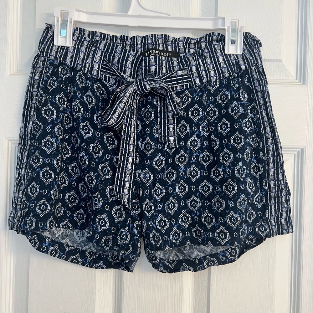 ✨LIKE NEW✨ Stretchy Boutique Shorts